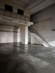 E9 Premium (D27), Factory #624451361